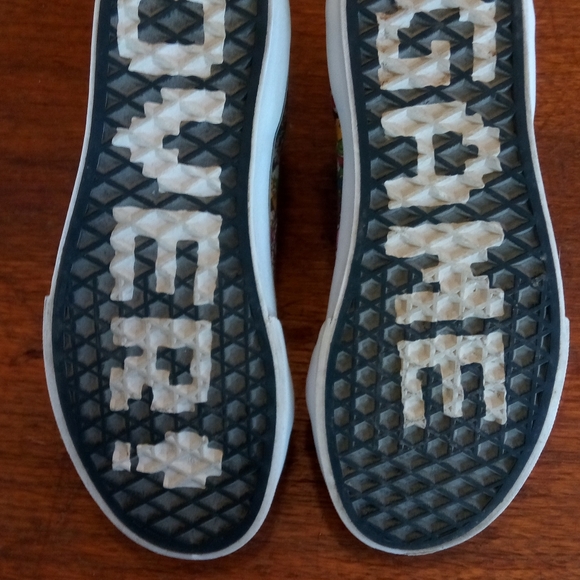 Vans x Nintendo SK8-Hi Super Mario Brothers - Picture 8 of 8